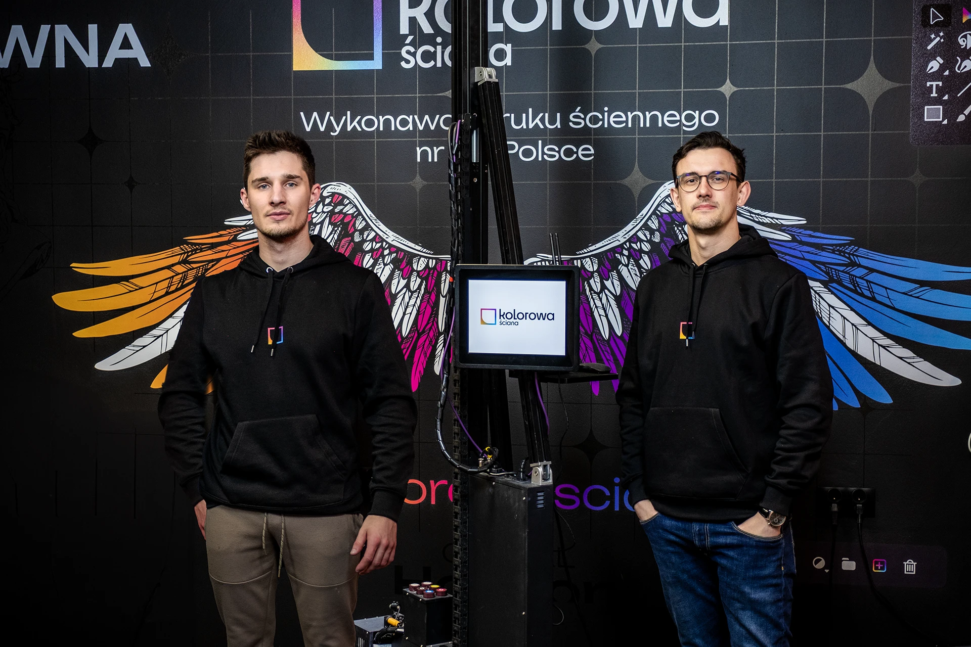 Jak zacząć biznes druku ściennego od zera – krok po kroku